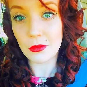 Meet your Posher, Ellie